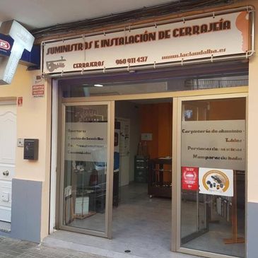 La Clau D'alba Cerrajeros fachada de la cerrajería